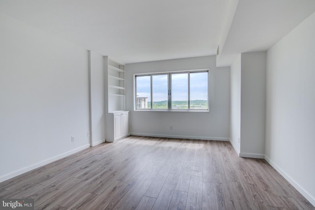 5340 HOLMES RUN PARKWAY 1102