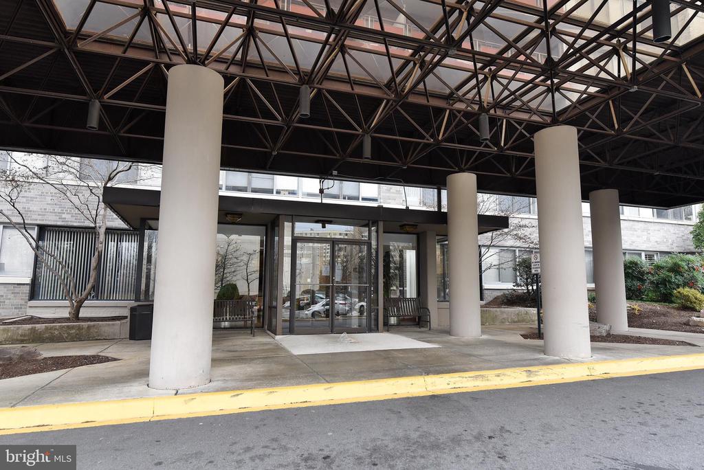 5340 HOLMES RUN PARKWAY 1102