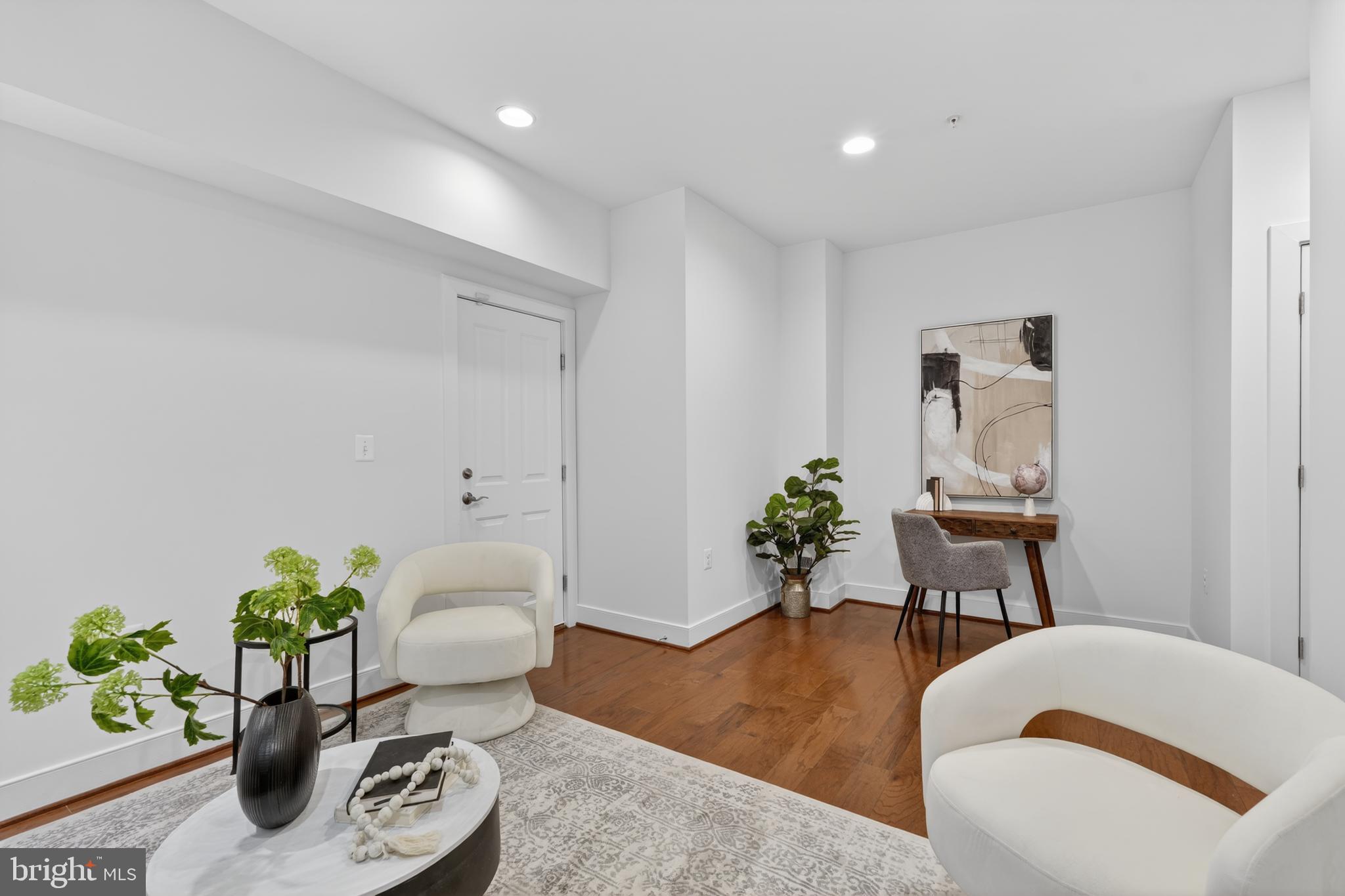 2413 CONOY STREET
