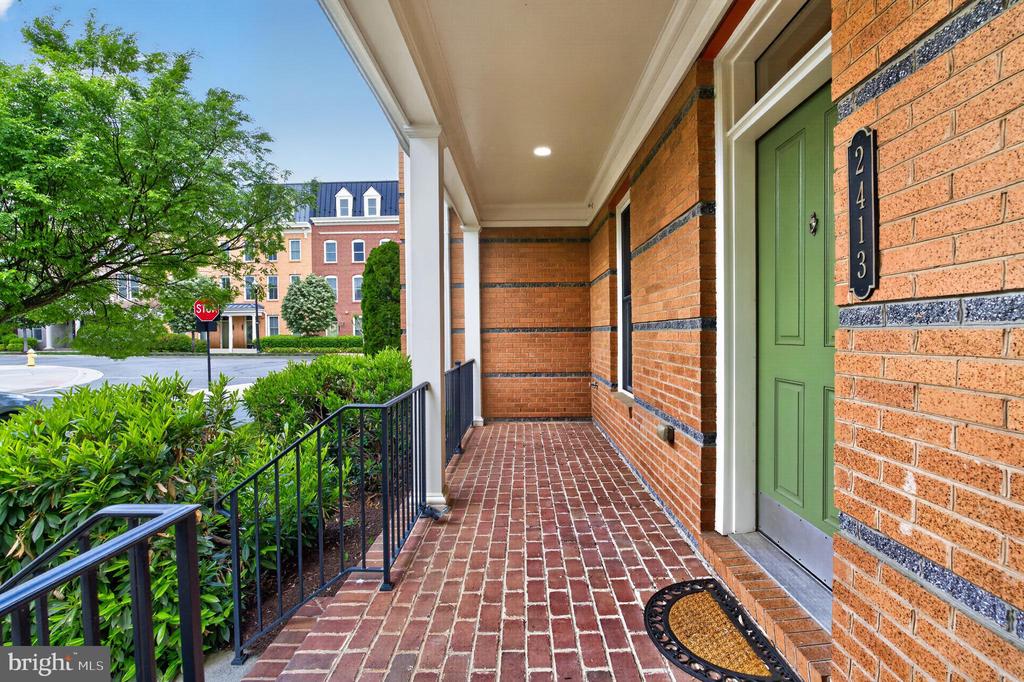 2413 CONOY STREET