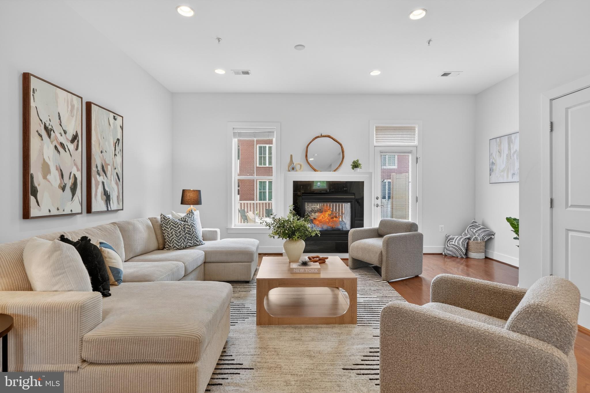 2413 CONOY STREET