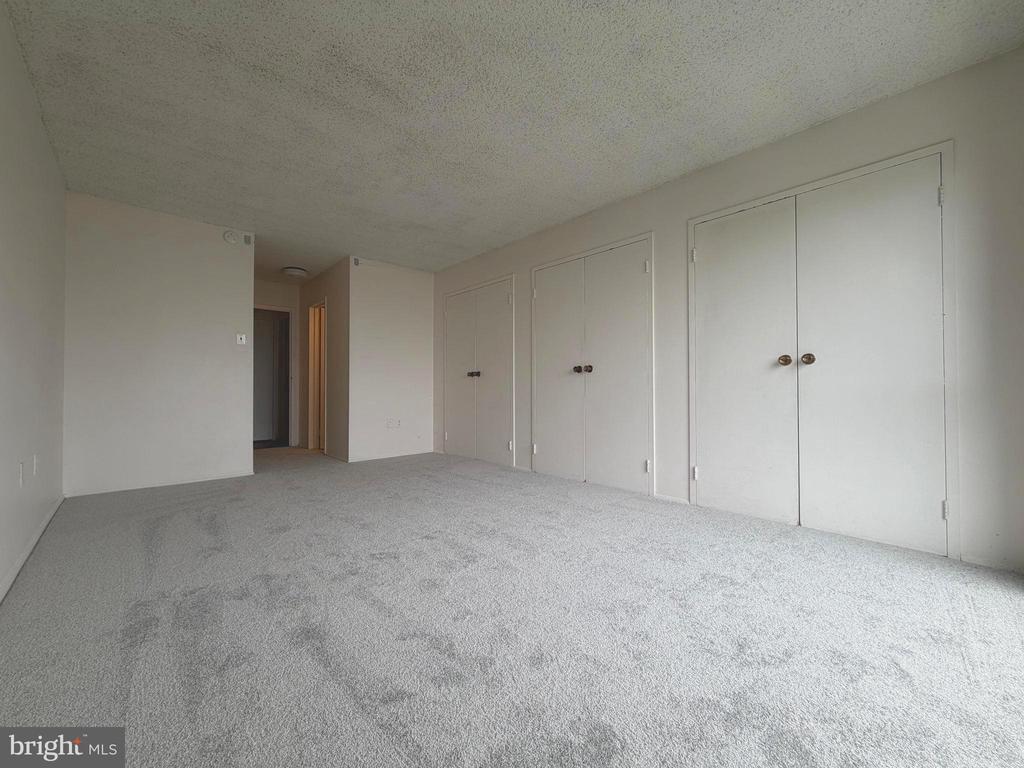 250 S REYNOLDS STREET 805
