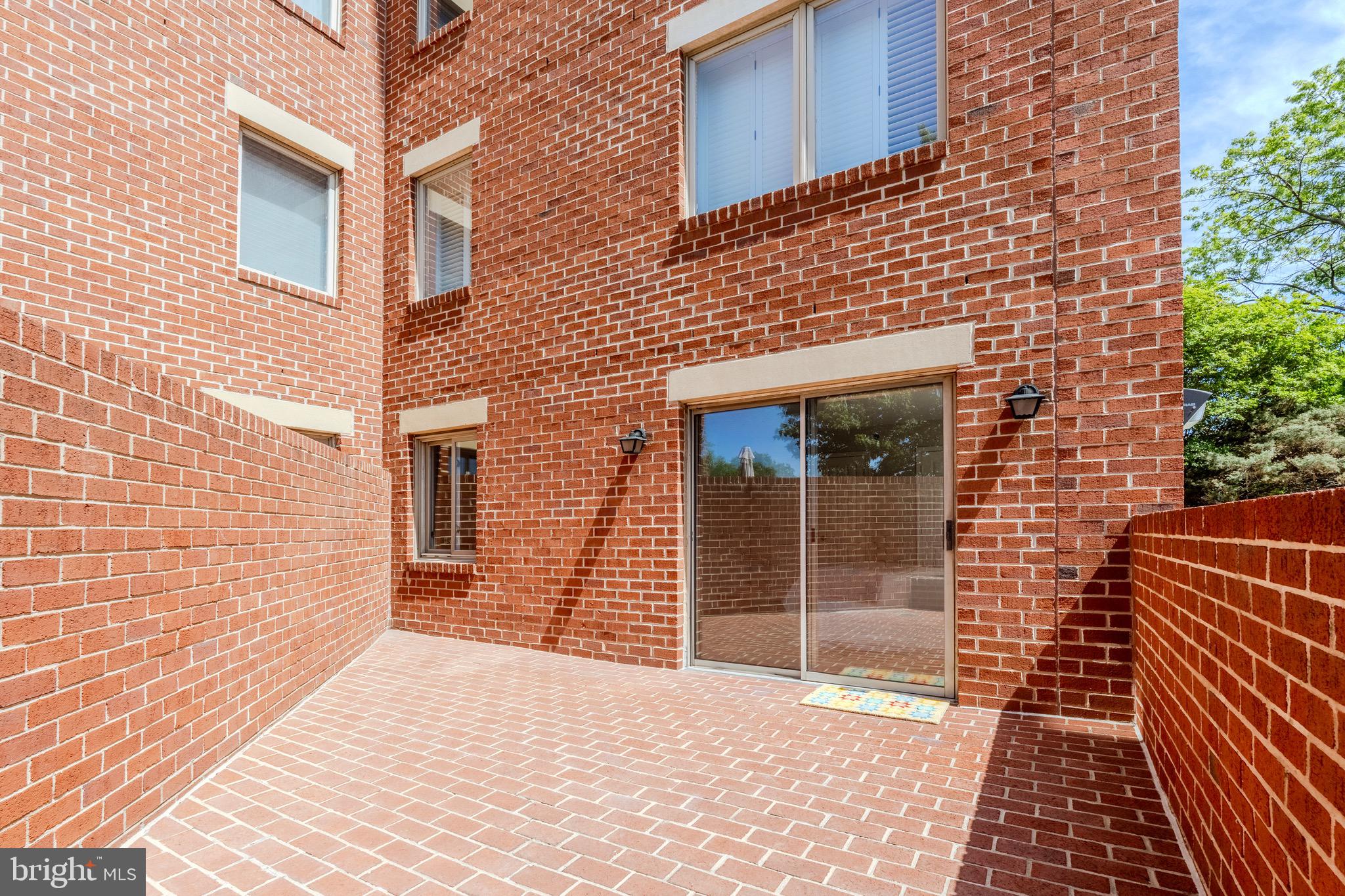 505 E BRADDOCK ROAD 104