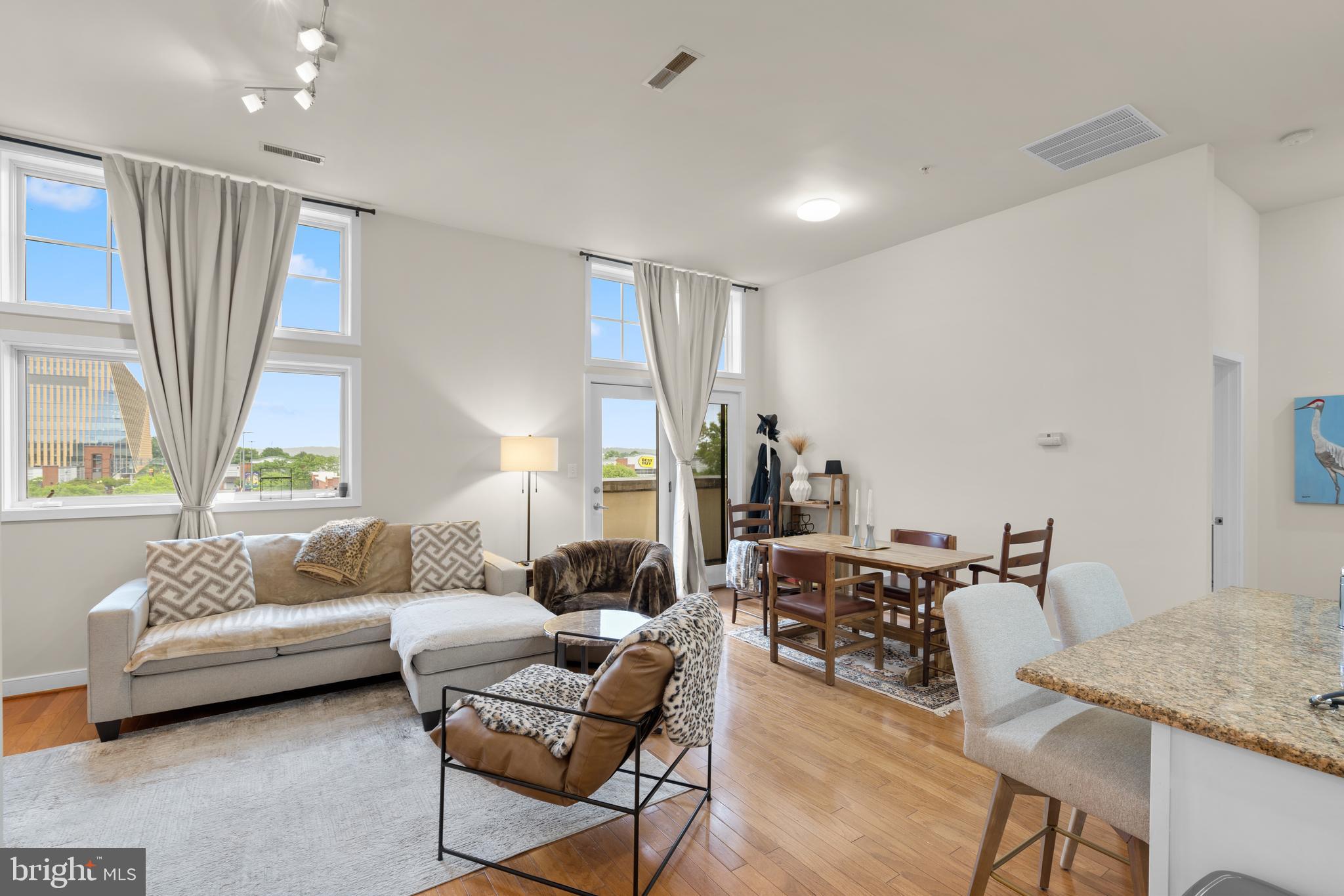 181 E REED AVENUE 412