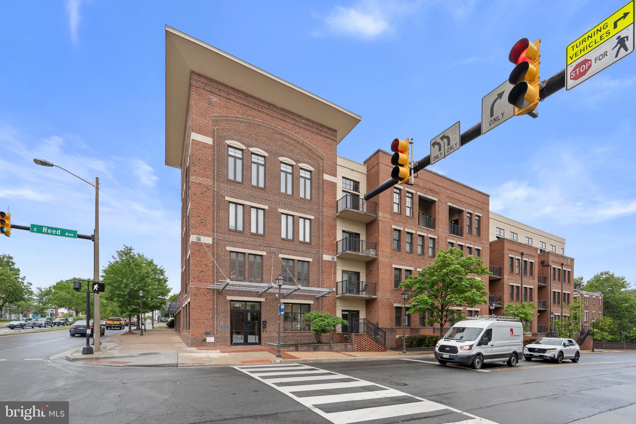181 E REED AVENUE 412
