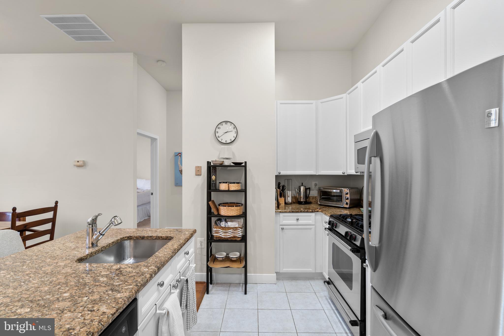 181 E REED AVENUE 412