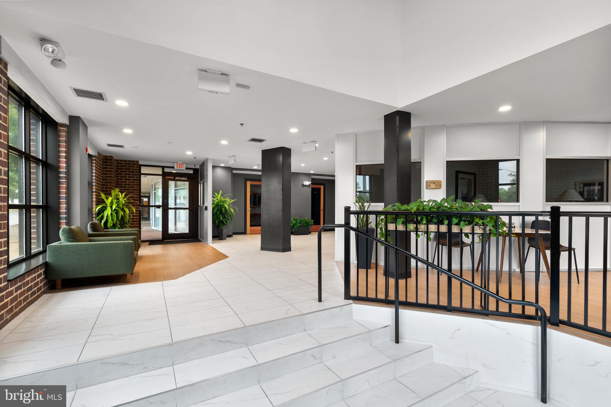 181 E REED AVENUE 412