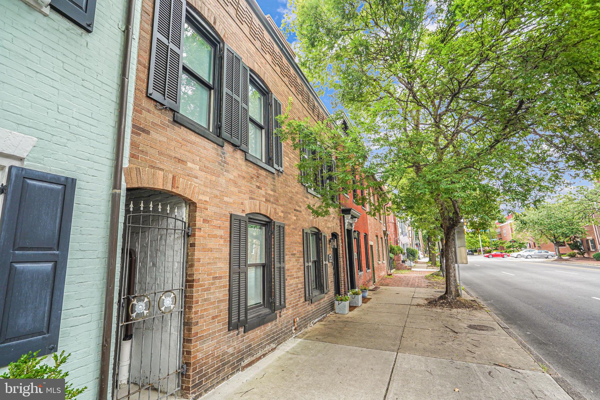 1015 DUKE STREET