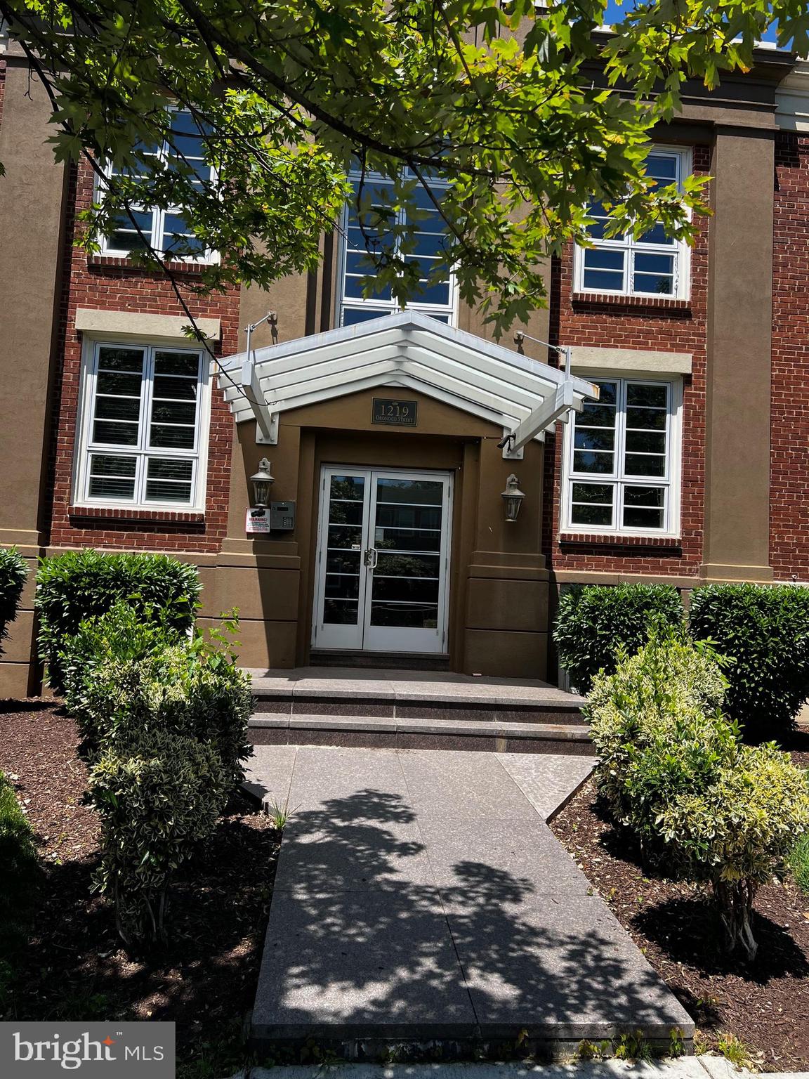 1219 ORONOCO STREET 101