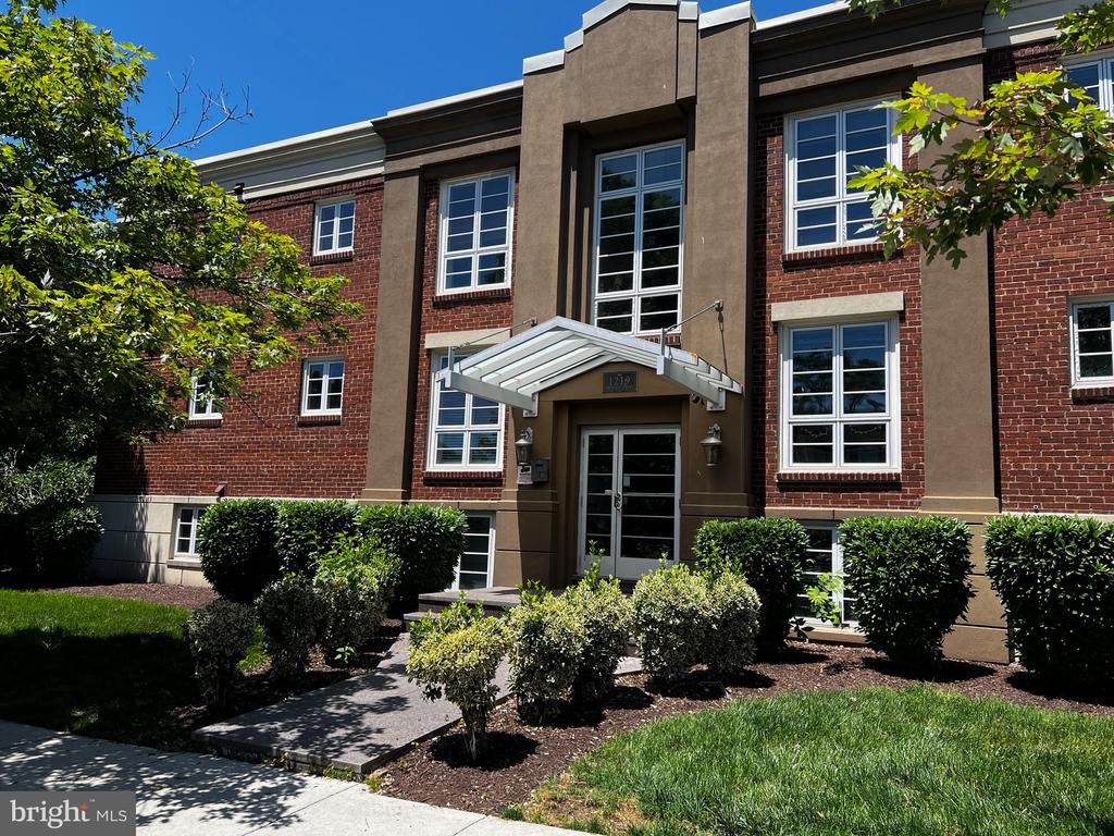 1219 ORONOCO STREET 101