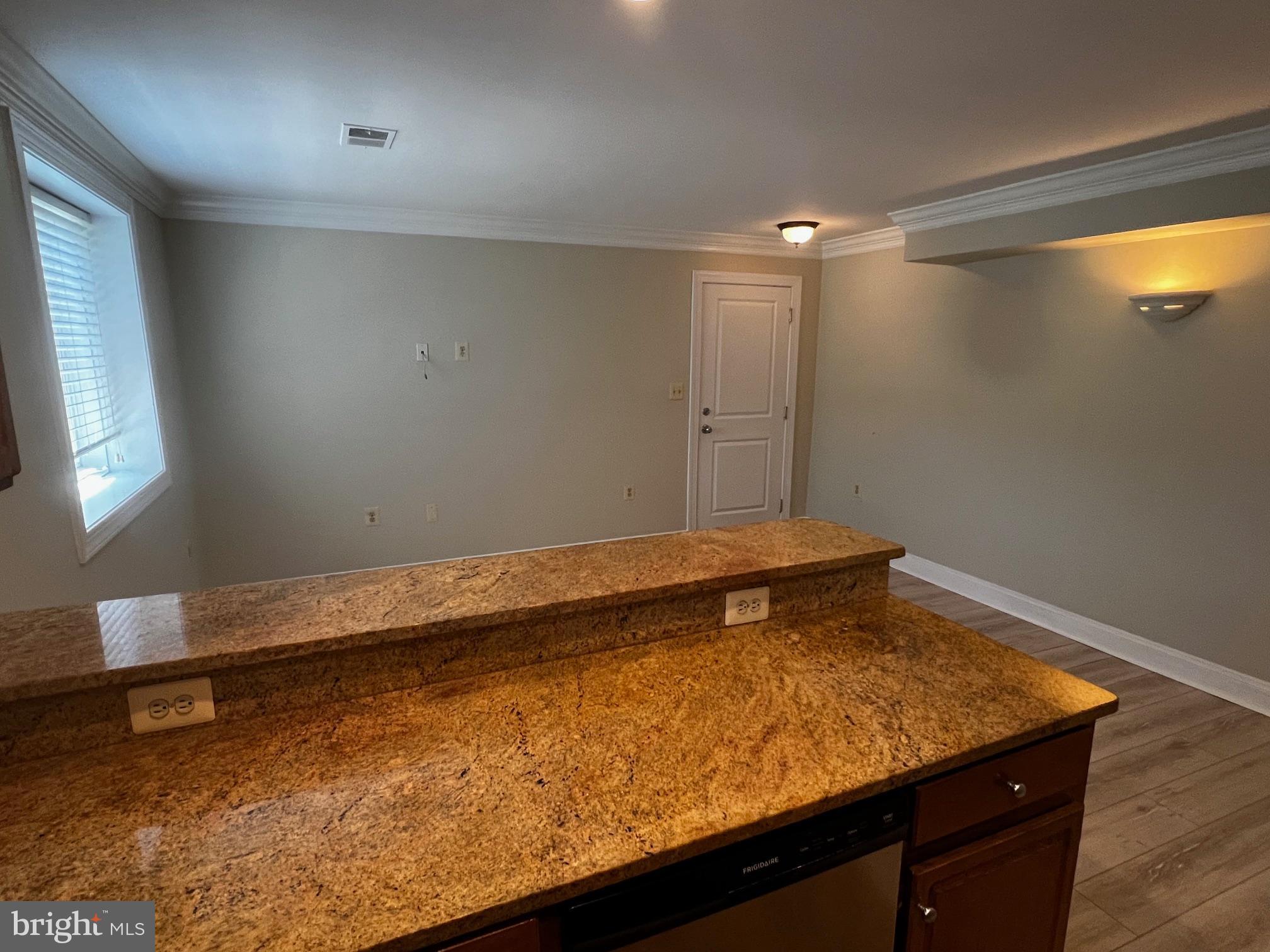 1219 ORONOCO STREET 101