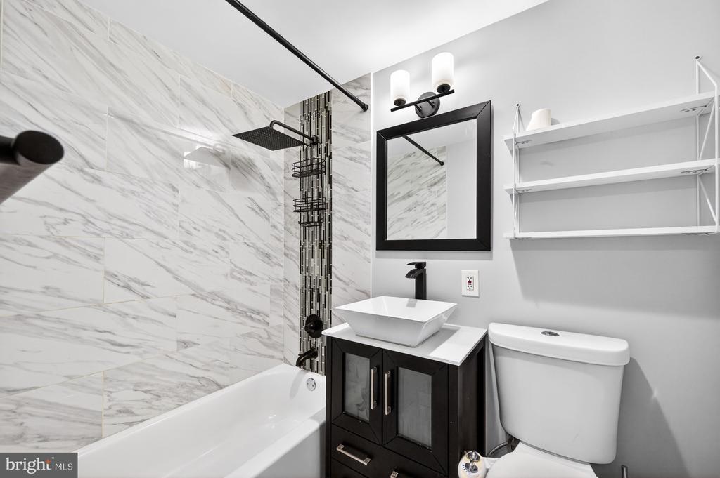 4600 DUKE STREET Unit: 1128