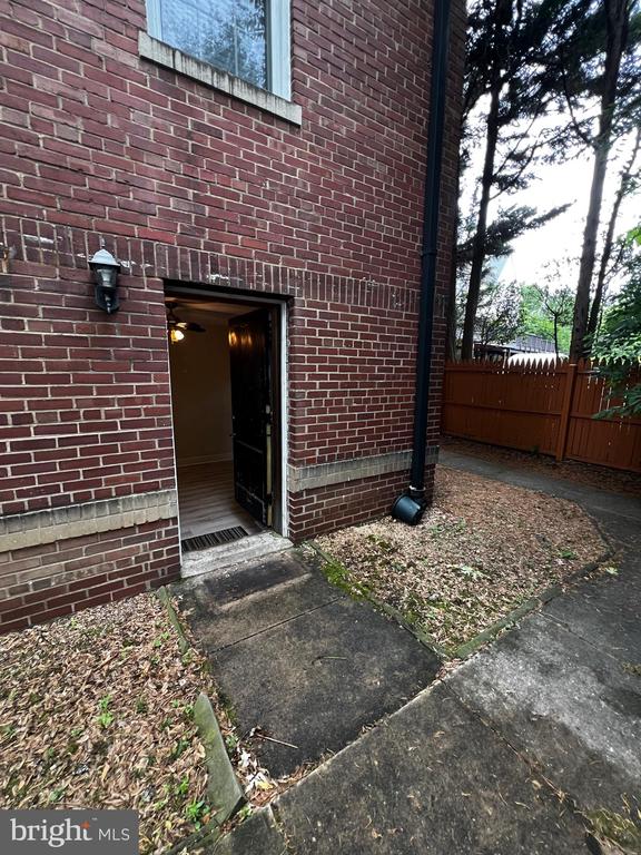 401 COMMONWEALTH AVENUE 12A