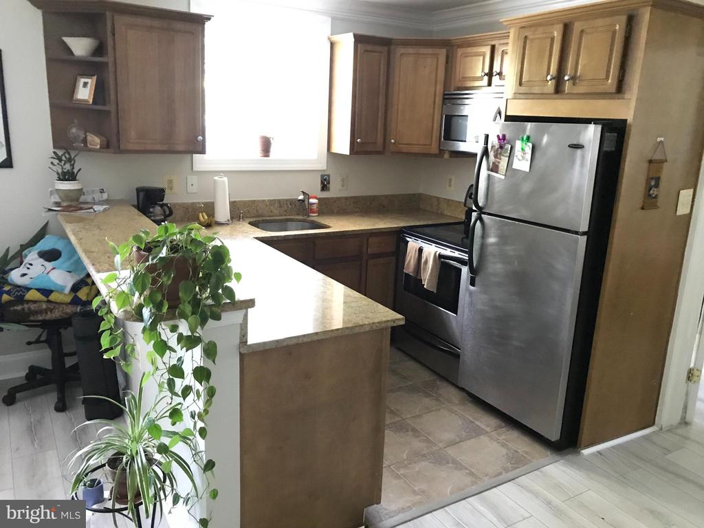 1219 ORONOCO STREET 102