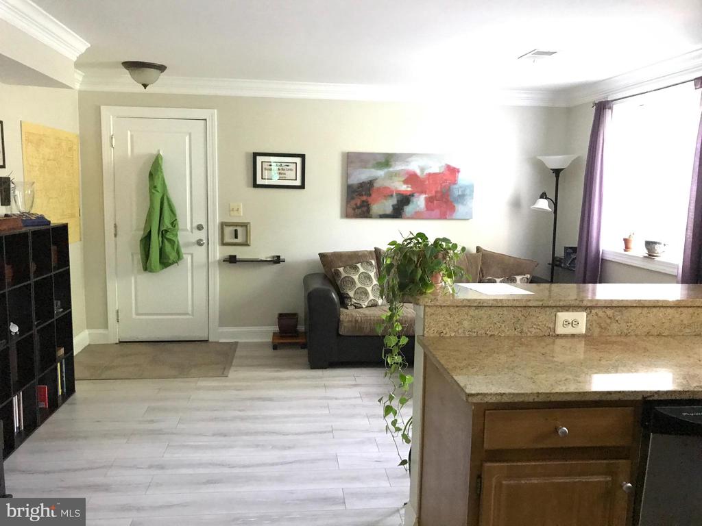 1219 ORONOCO STREET 102