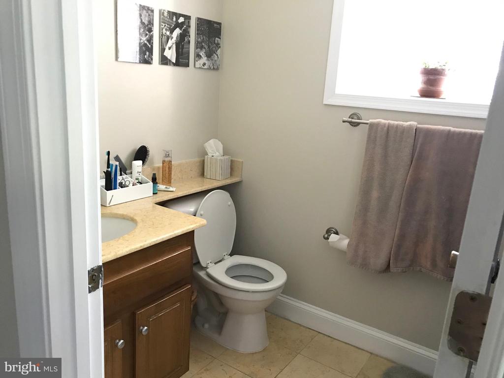 1219 ORONOCO STREET 102