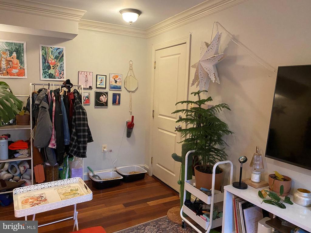 1219 ORONOCO STREET 201