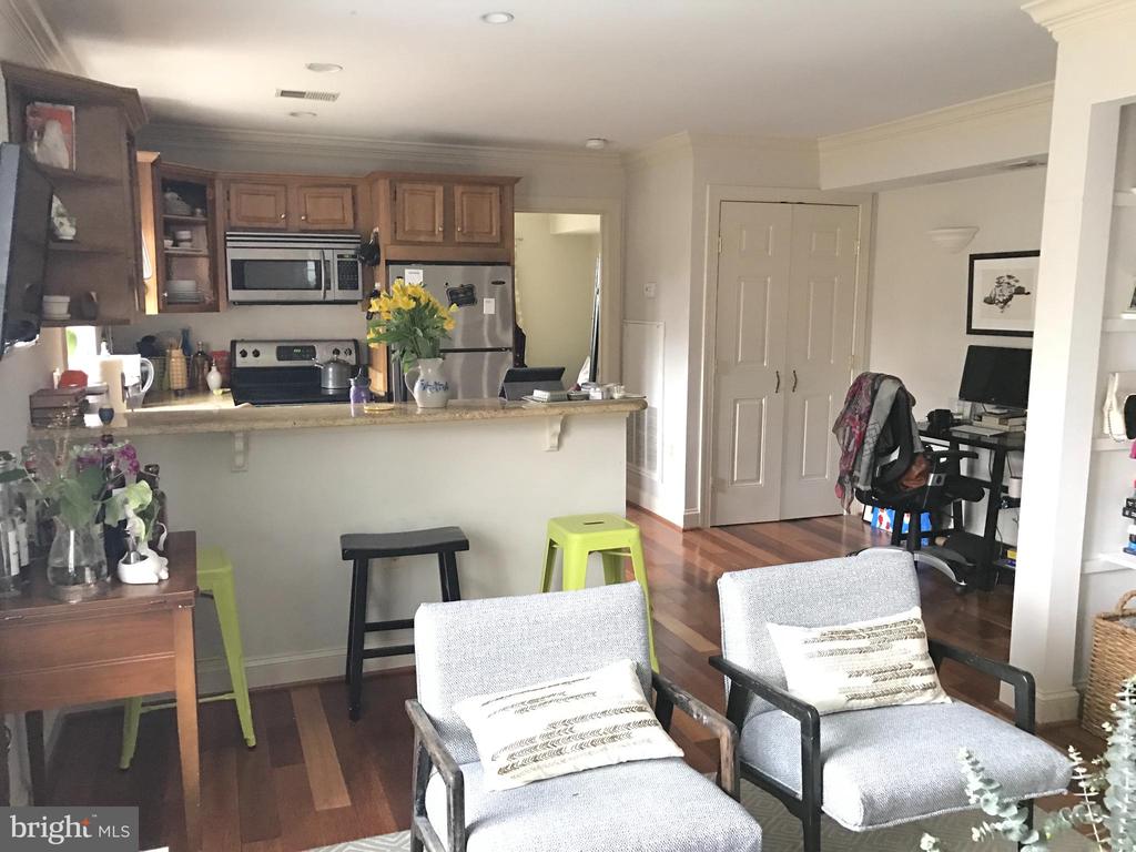 1219 ORONOCO STREET Unit: 203