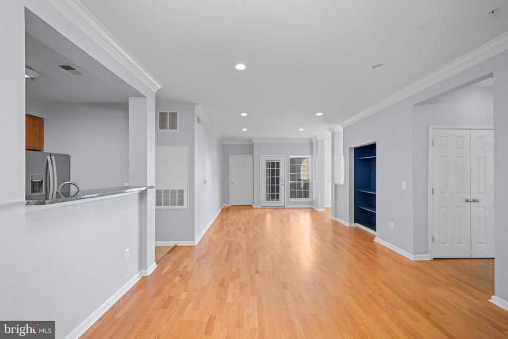 4860 EISENHOWER AVENUE Unit: 391
