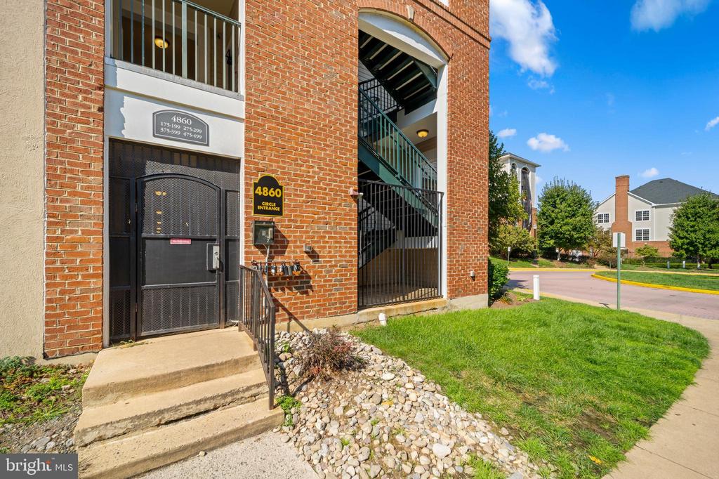 4860 EISENHOWER AVENUE Unit: 391