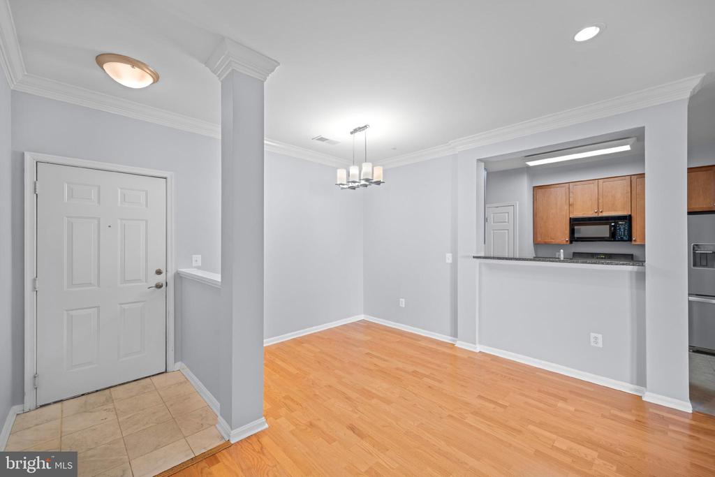 4860 EISENHOWER AVENUE Unit: 391