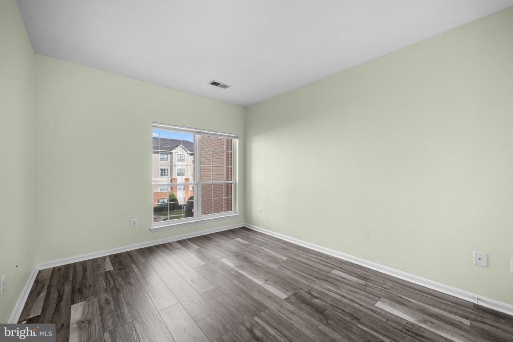 4860 EISENHOWER AVENUE Unit: 391