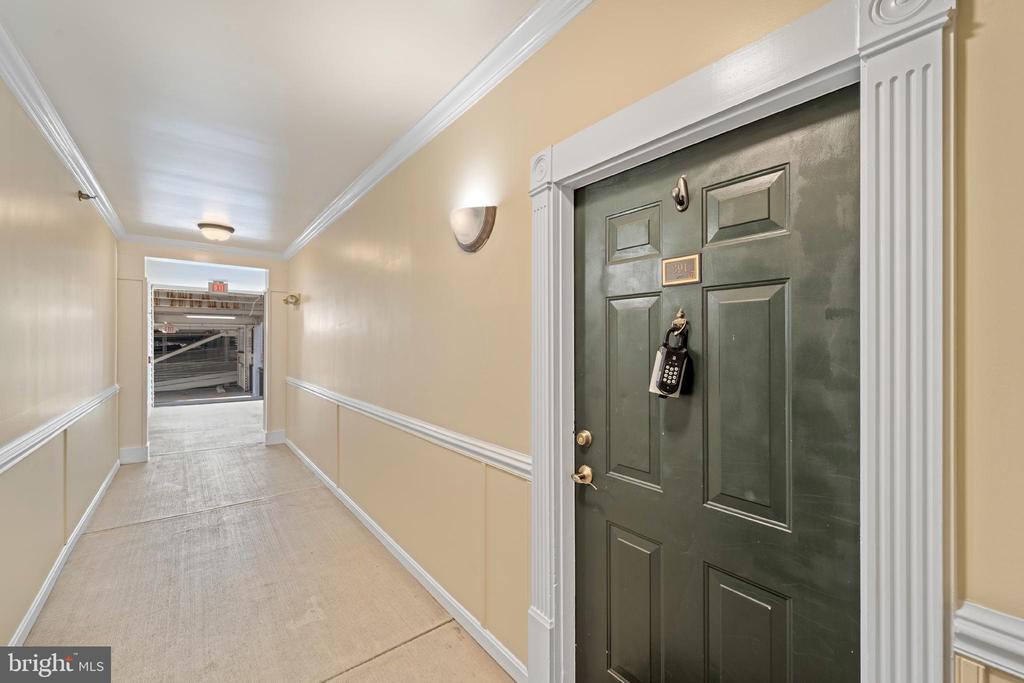 4860 EISENHOWER AVENUE Unit: 391