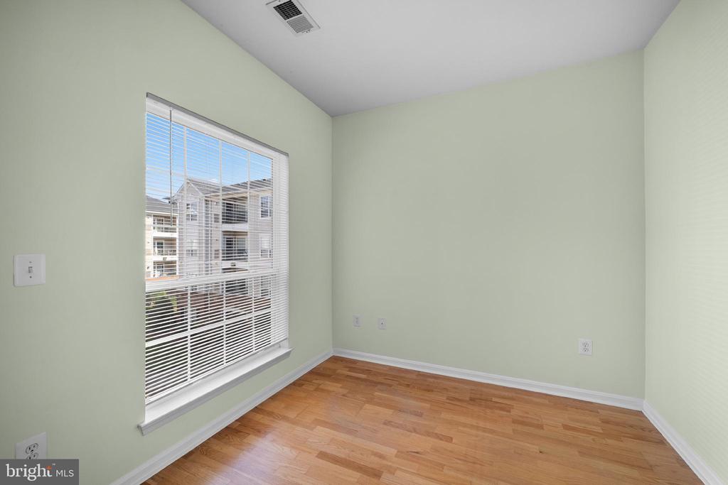 4860 EISENHOWER AVENUE Unit: 391