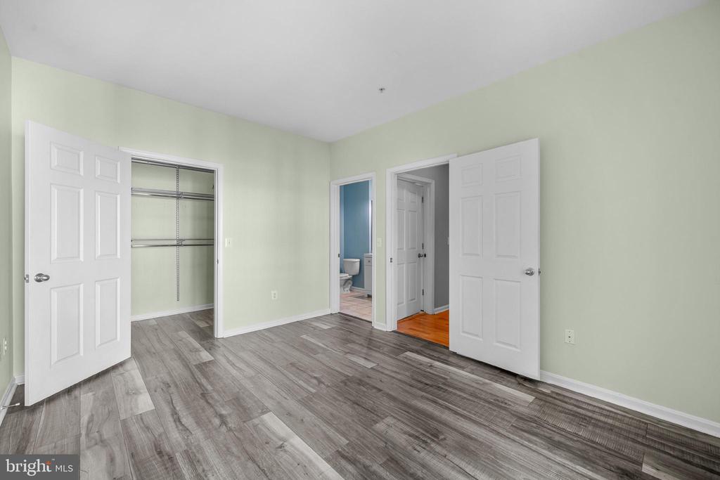 4860 EISENHOWER AVENUE Unit: 391
