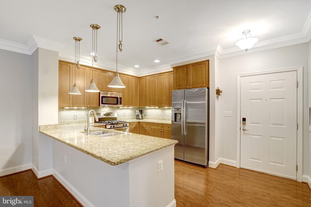 1115 CAMERON STREET Unit: 117