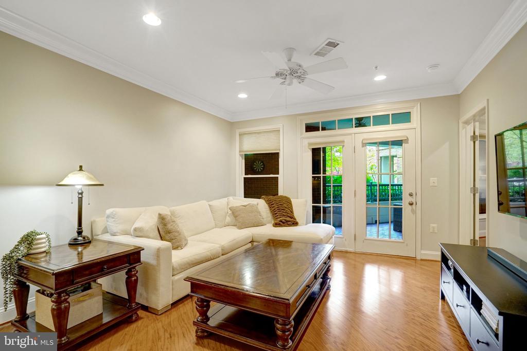 1115 CAMERON STREET Unit: 117