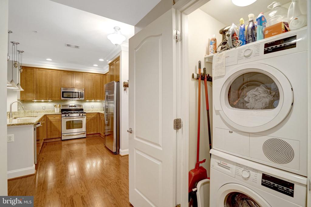 1115 CAMERON STREET Unit: 117