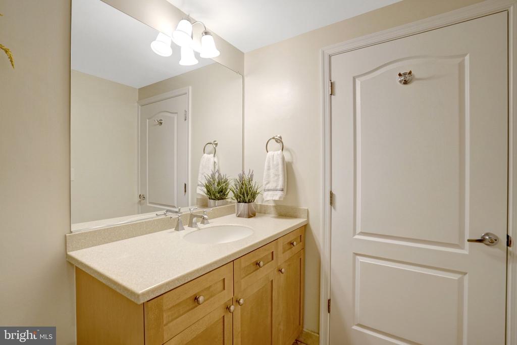 1115 CAMERON STREET Unit: 117