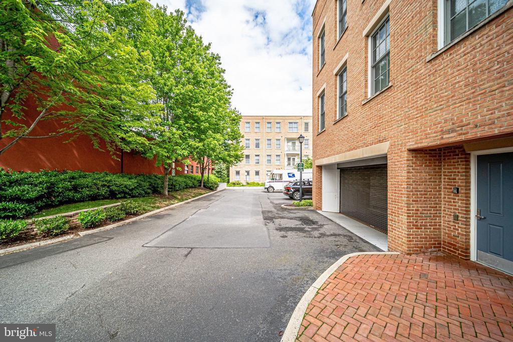 1115 CAMERON STREET Unit: 117