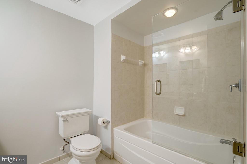 1115 CAMERON STREET Unit: 117
