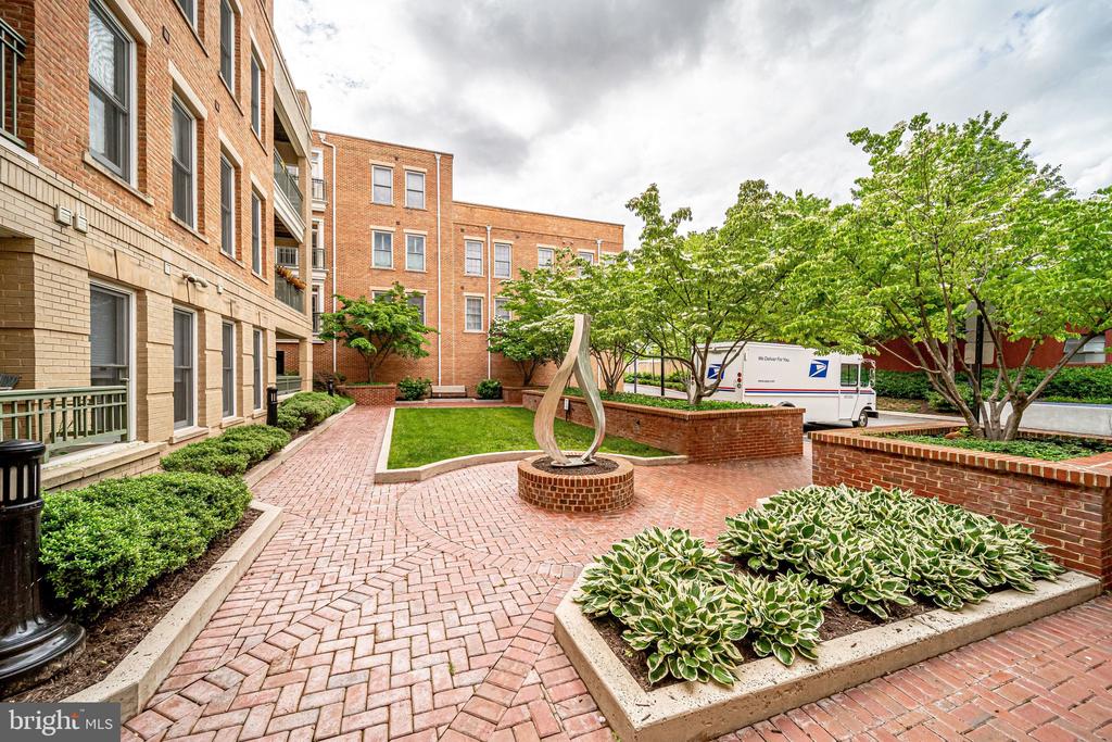 1115 CAMERON STREET Unit: 117