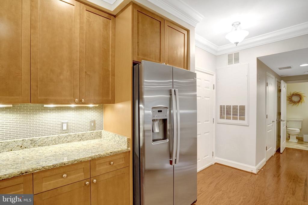1115 CAMERON STREET Unit: 117