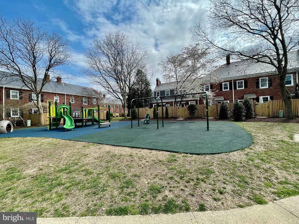 1115 CAMERON STREET Unit: 117