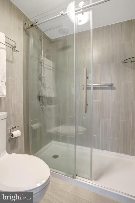 309 YOAKUM PARKWAY Unit: 616