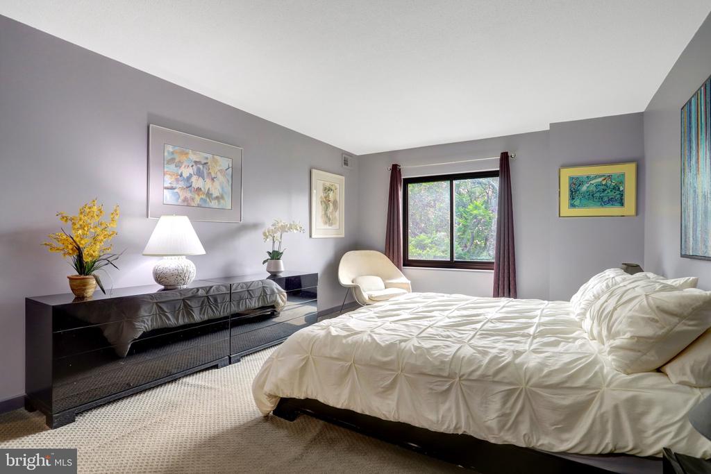 309 YOAKUM PARKWAY Unit: 616