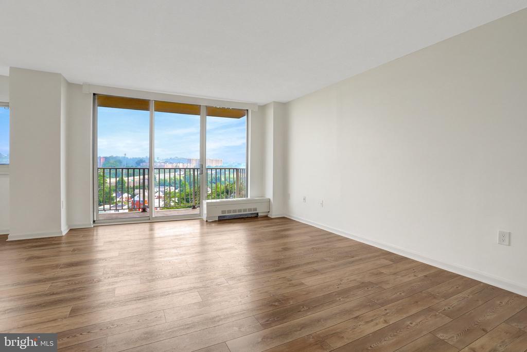 1225 MARTHA CUSTIS DRIVE Unit: 811