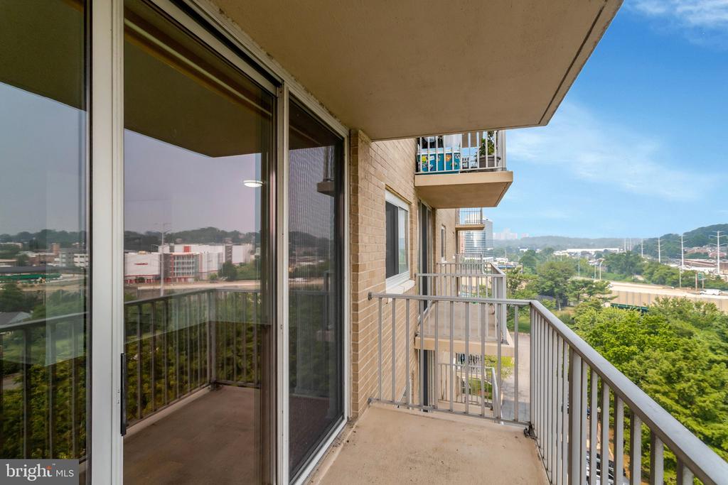 1225 MARTHA CUSTIS DRIVE Unit: 811