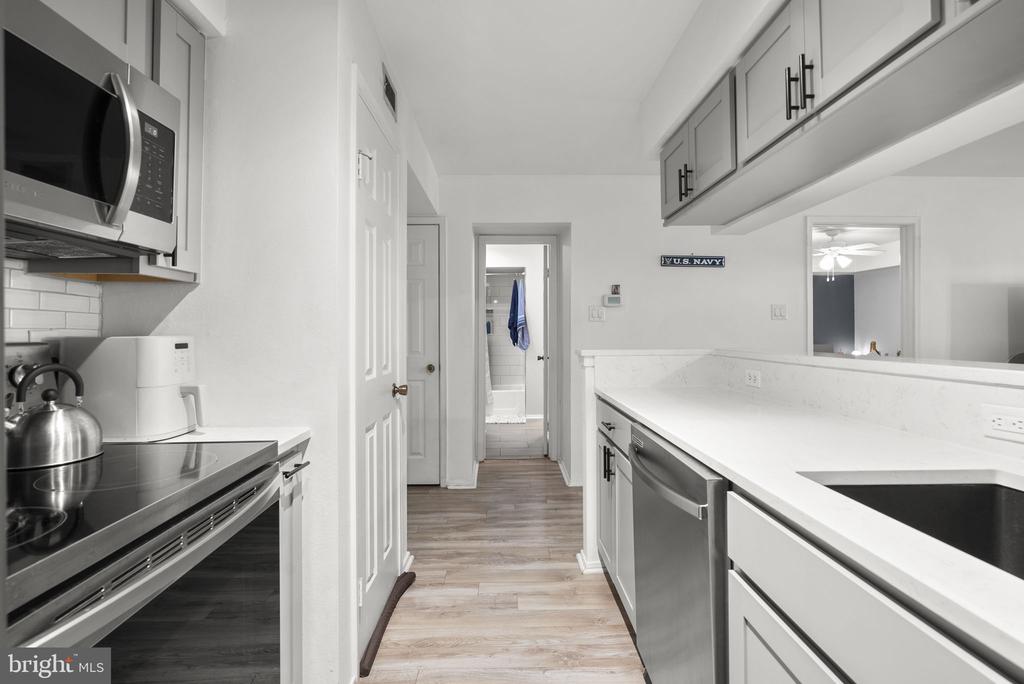 3311 WYNDHAM CIRCLE Unit: 1192