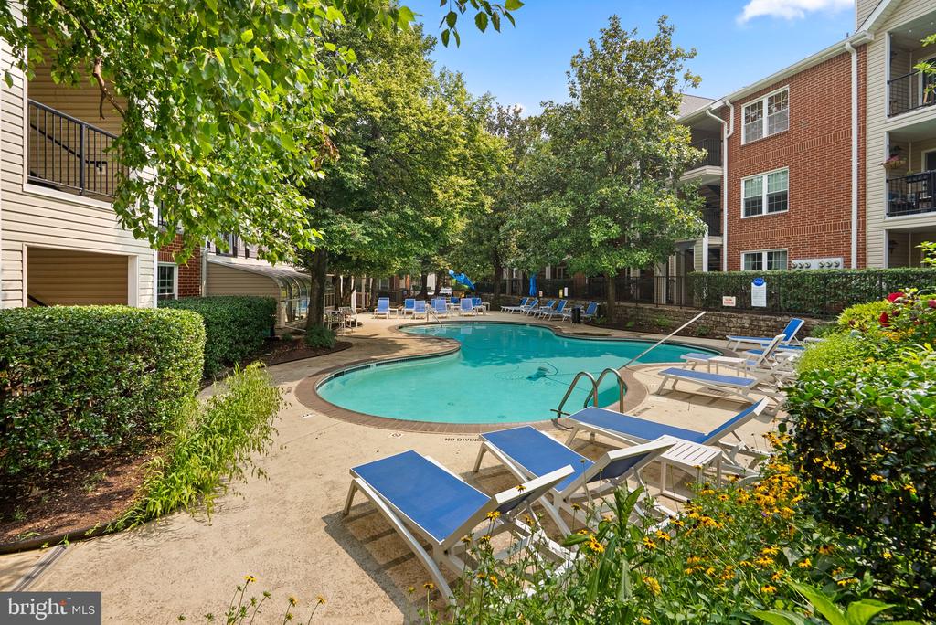 3311 WYNDHAM CIRCLE Unit: 1192