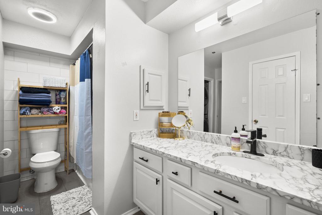 3311 WYNDHAM CIRCLE Unit: 1192