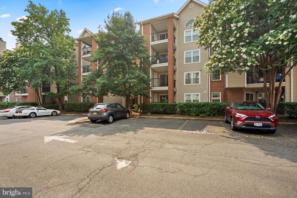 3311 WYNDHAM CIRCLE Unit: 1192