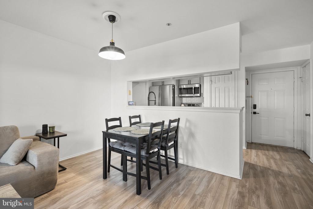 3311 WYNDHAM CIRCLE Unit: 1192