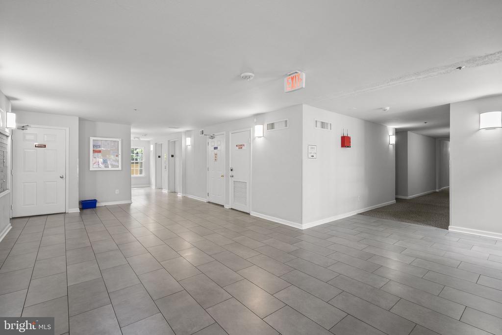 3311 WYNDHAM CIRCLE Unit: 1192