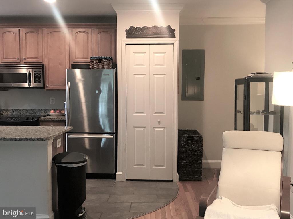 401 COMMONWEALTH AVENUE Unit: 31A
