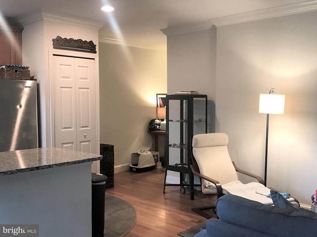 401 COMMONWEALTH AVENUE Unit: 31A